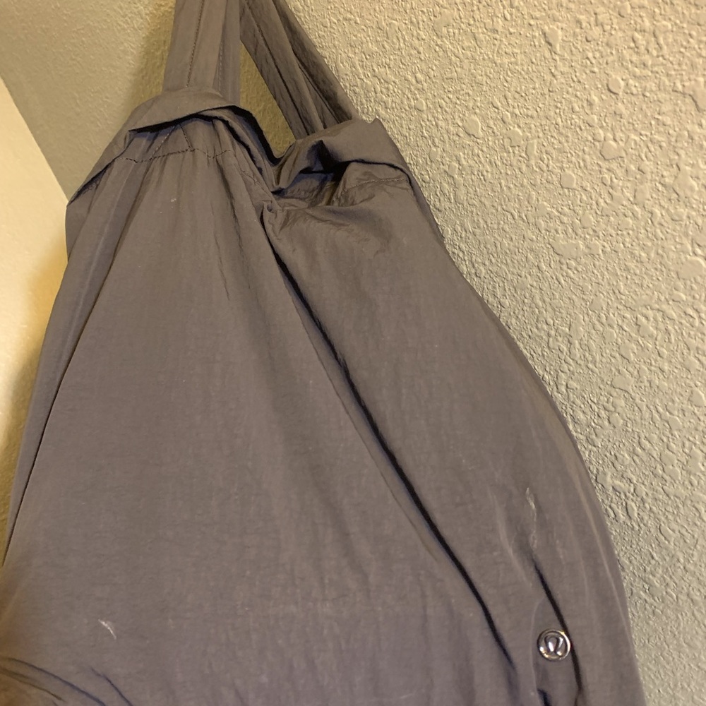 Lululemon big bag